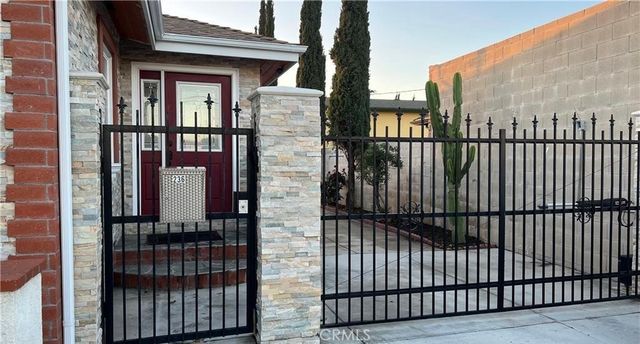 236 S Tustin Street, Orange, CA 92866