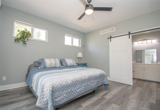 1131 Prairie Street, Adel, IA 50003