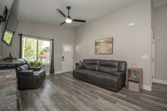 1131 Prairie Street, Adel, IA 50003