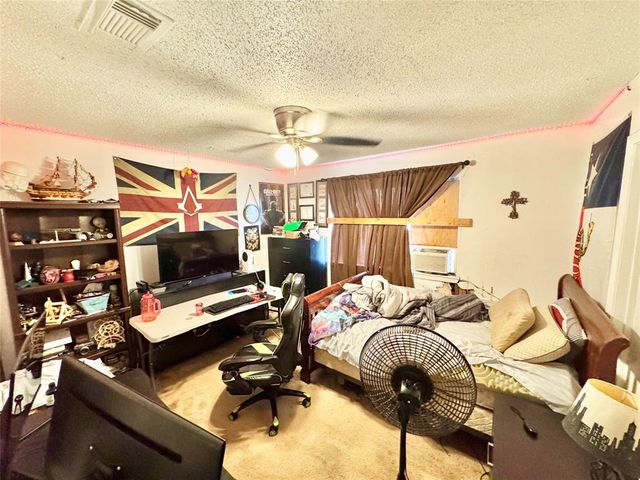 2211 Shasta Street, Kemah, TX 77565