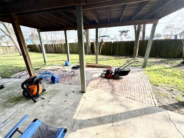 2211 Shasta Street, Kemah, TX 77565