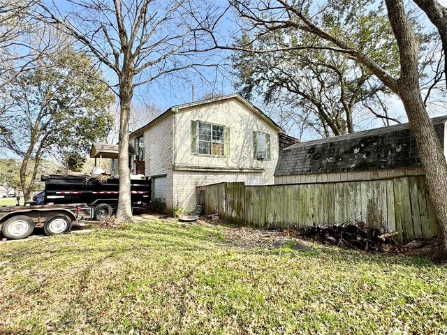 2211 Shasta Street, Kemah, TX 77565