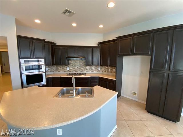 1914 Alcova Ridge Drive, Las Vegas, NV 89135