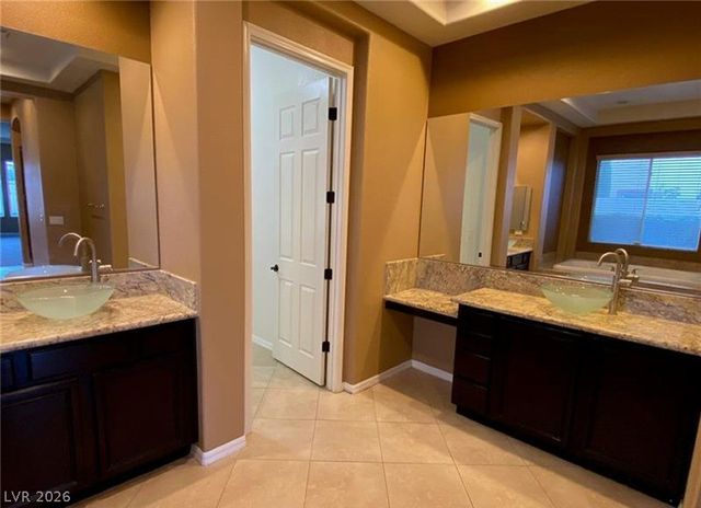 1914 Alcova Ridge Drive, Las Vegas, NV 89135