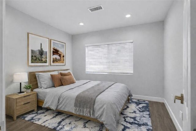 906 W poplar Street, Compton, CA 90220