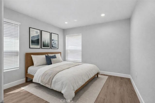 906 W poplar Street, Compton, CA 90220