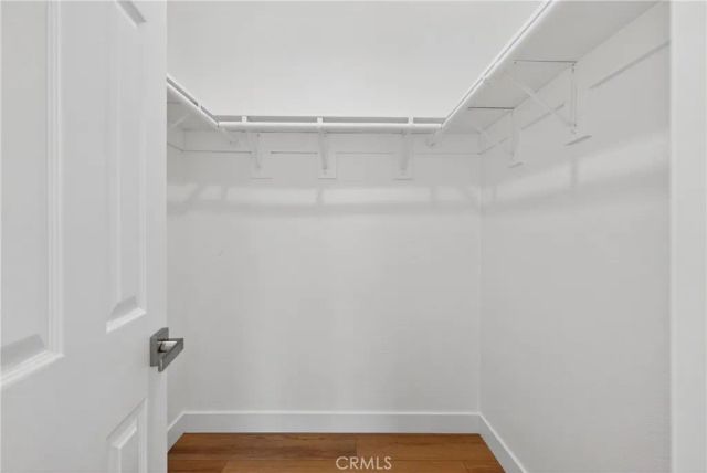 906 W poplar Street, Compton, CA 90220