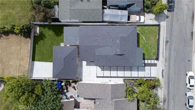 906 W poplar Street, Compton, CA 90220