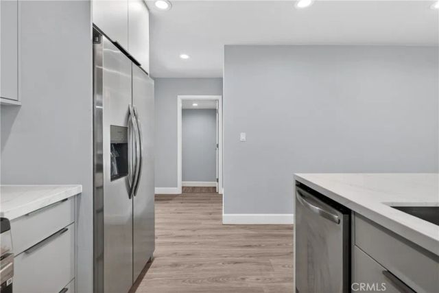 906 W poplar Street, Compton, CA 90220