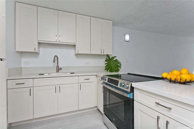 5122 Likini Street 214, Honolulu, HI 96818