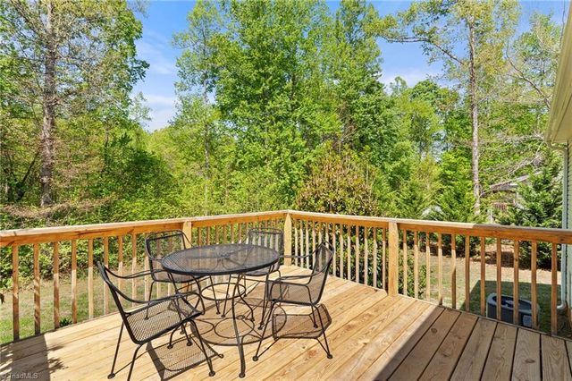 331 Twin Creeks Drive, Stokesdale, NC 27357