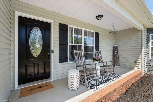 331 Twin Creeks Drive, Stokesdale, NC 27357