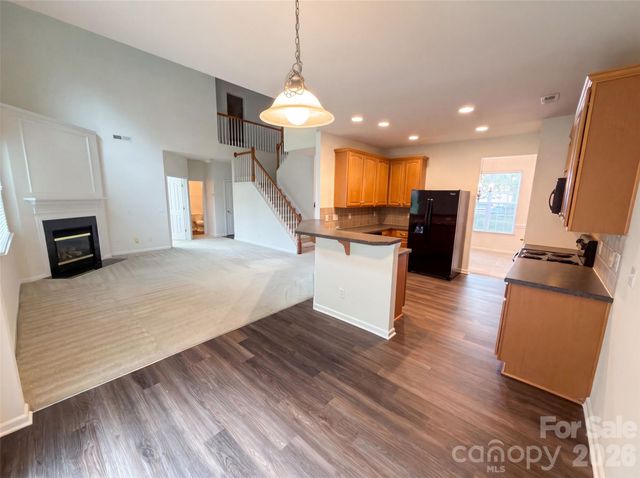 17240 Westmill Lane, Charlotte, NC 28277
