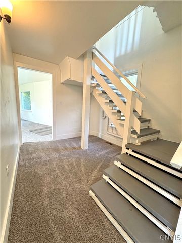 72 West Street, Auburn, NY 13021
