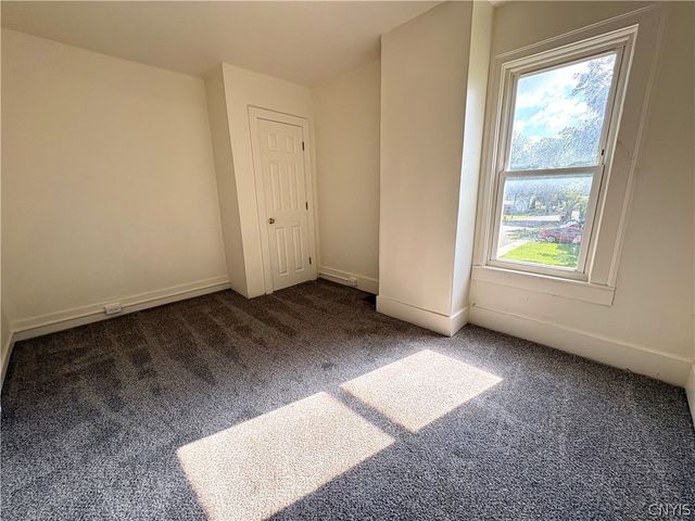 72 West Street, Auburn, NY 13021