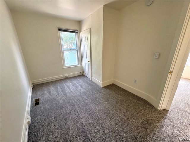 72 West Street, Auburn, NY 13021