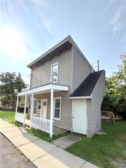 72 West Street, Auburn, NY 13021