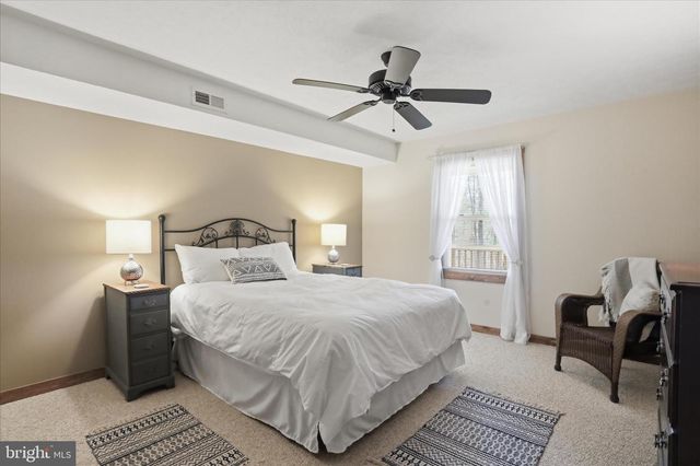 247 DOGWOOD DR, Mount Jackson, VA 22842