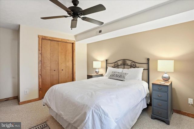 247 DOGWOOD DR, Mount Jackson, VA 22842