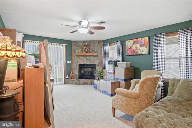 247 DOGWOOD DR, Mount Jackson, VA 22842