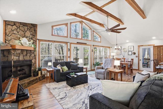 247 DOGWOOD DR, Mount Jackson, VA 22842