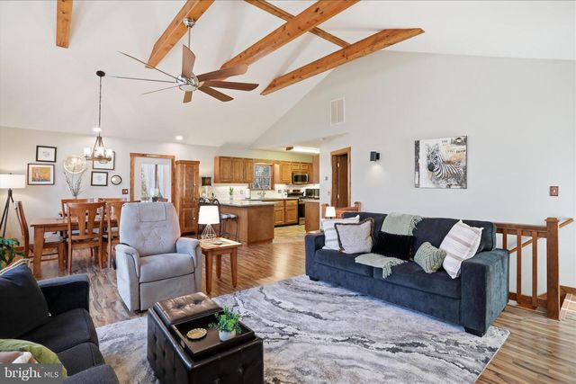 247 DOGWOOD DR, Mount Jackson, VA 22842