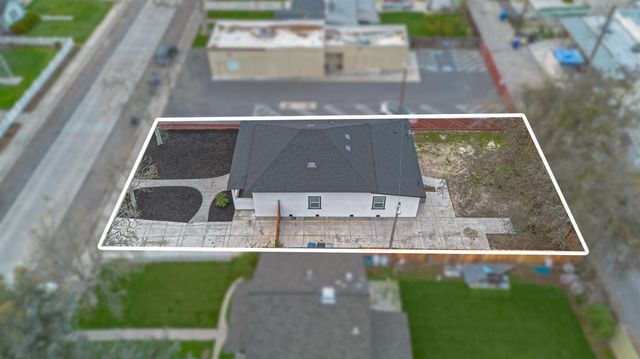 2921 5th St, Ceres, CA 95307