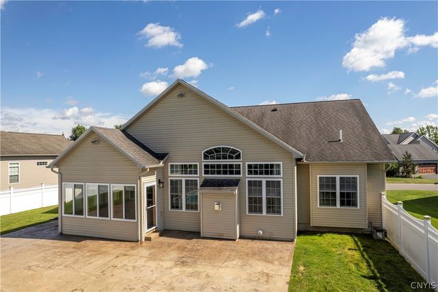 5153 Lyle Drive, Clay, NY 13041