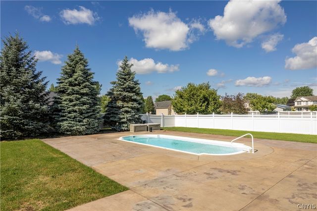 5153 Lyle Drive, Clay, NY 13041