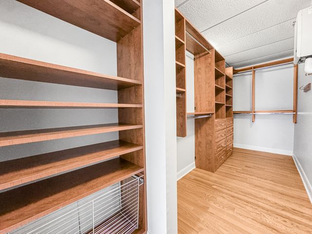 415 E North Water Street 2204, Chicago, IL 60611