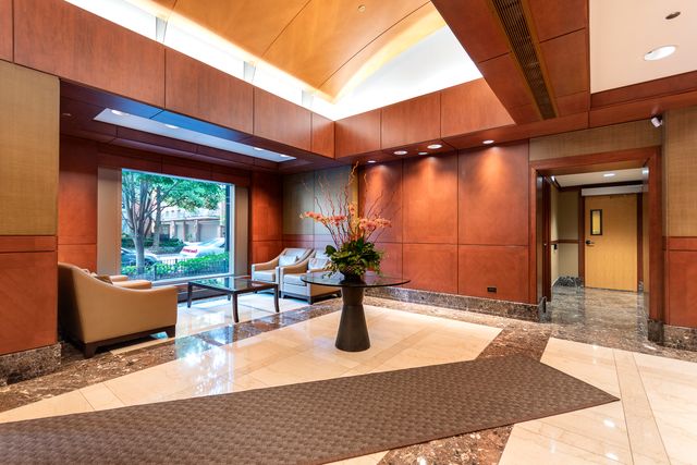 415 E North Water Street 2204, Chicago, IL 60611