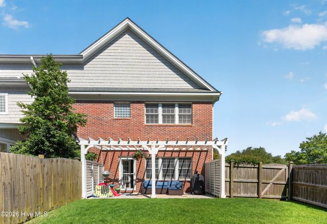 3341 Jasper Place, Wilmington, NC 28409