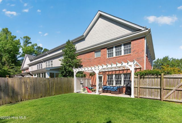 3341 Jasper Place, Wilmington, NC 28409