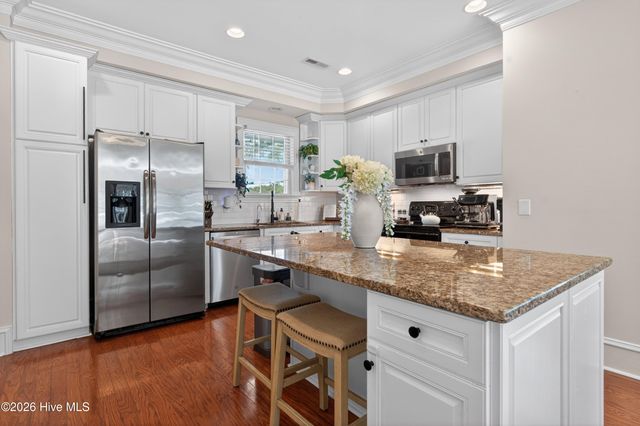 3341 Jasper Place, Wilmington, NC 28409