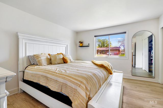 1233 Alder Dr., Twin Falls, ID 83301