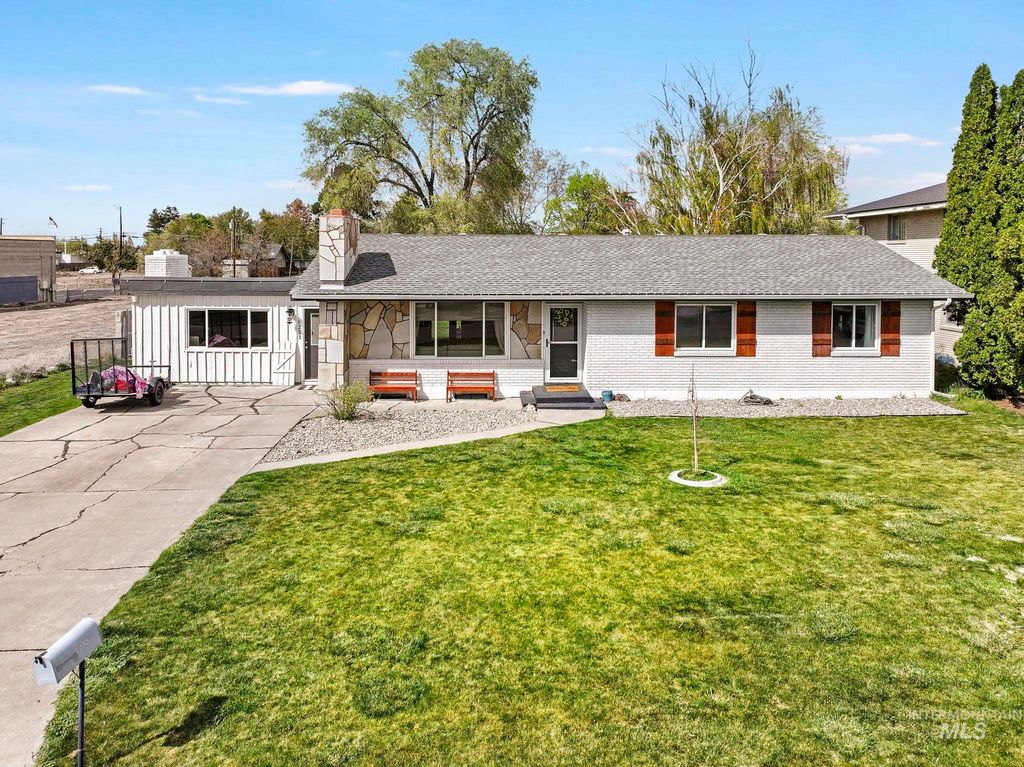 1233 Alder Dr., Twin Falls, ID 83301