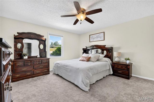 519 Grandview Road, St Clair, MO 63077