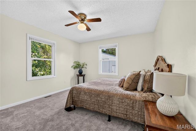 519 Grandview Road, St Clair, MO 63077
