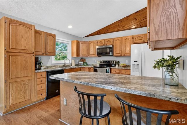519 Grandview Road, St Clair, MO 63077