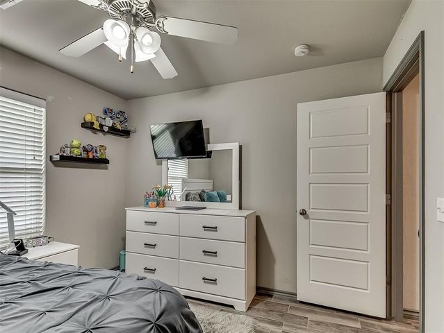16028 Mendoza Drive, Edmond, OK 73013