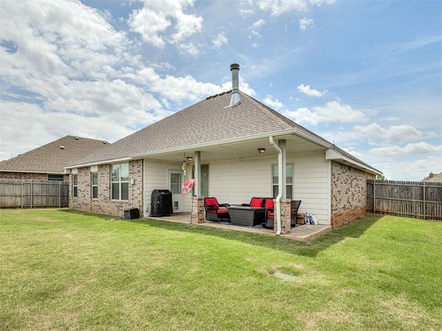 16028 Mendoza Drive, Edmond, OK 73013