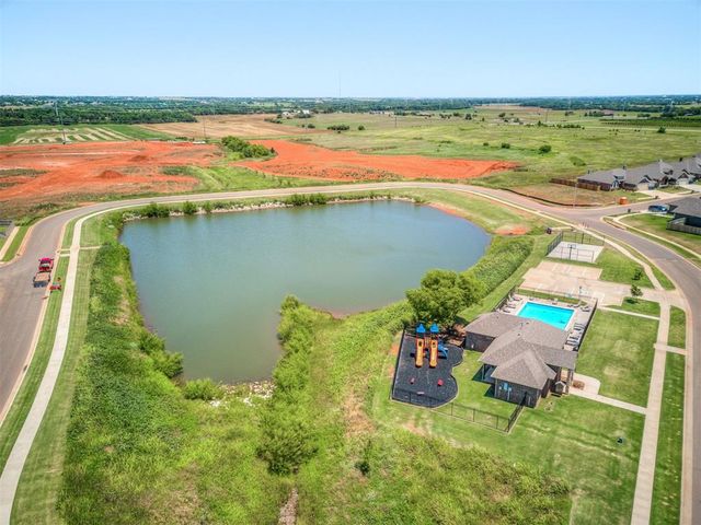 16028 Mendoza Drive, Edmond, OK 73013