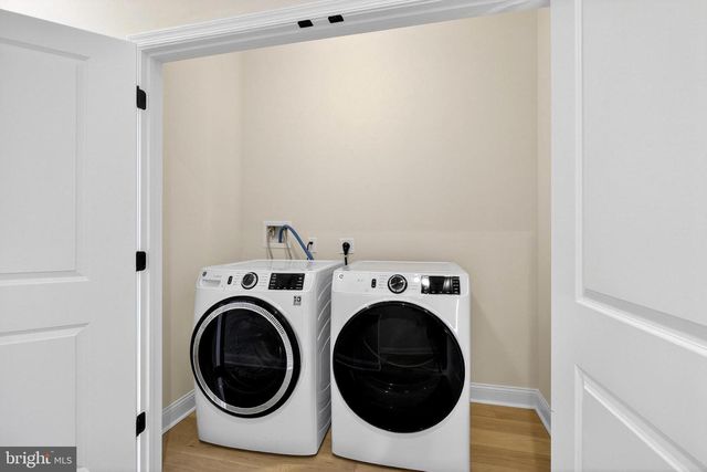 2713 LORRAINE CT, Philadelphia, PA 19131