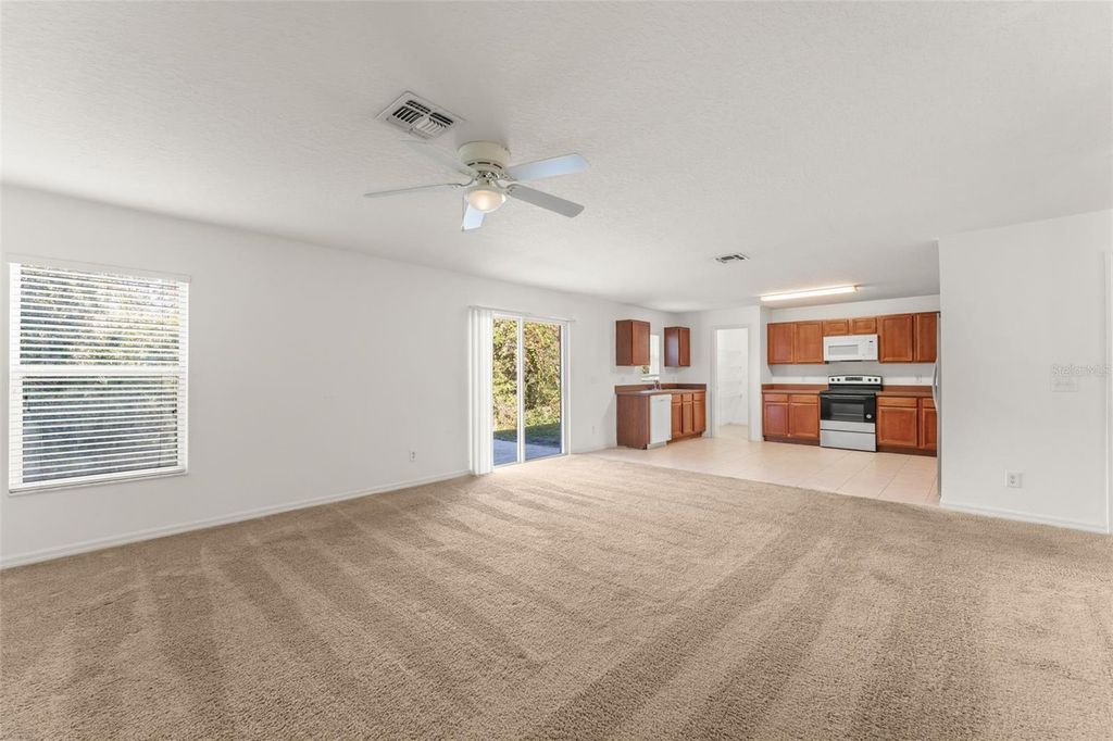 Image 15 of property listing at 15431 PERDIDO DRIVE, Orlando, FL 32828
