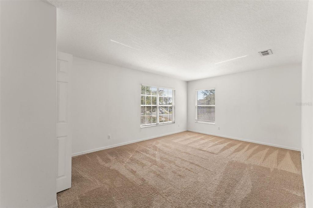 Image 30 of property listing at 15431 PERDIDO DRIVE, Orlando, FL 32828