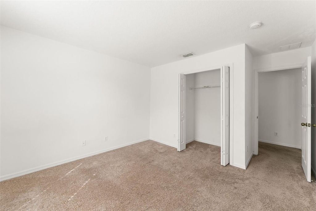 Image 34 of property listing at 15431 PERDIDO DRIVE, Orlando, FL 32828