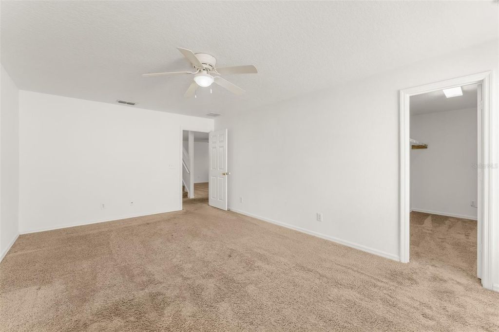 Image 10 of property listing at 15431 PERDIDO DRIVE, Orlando, FL 32828