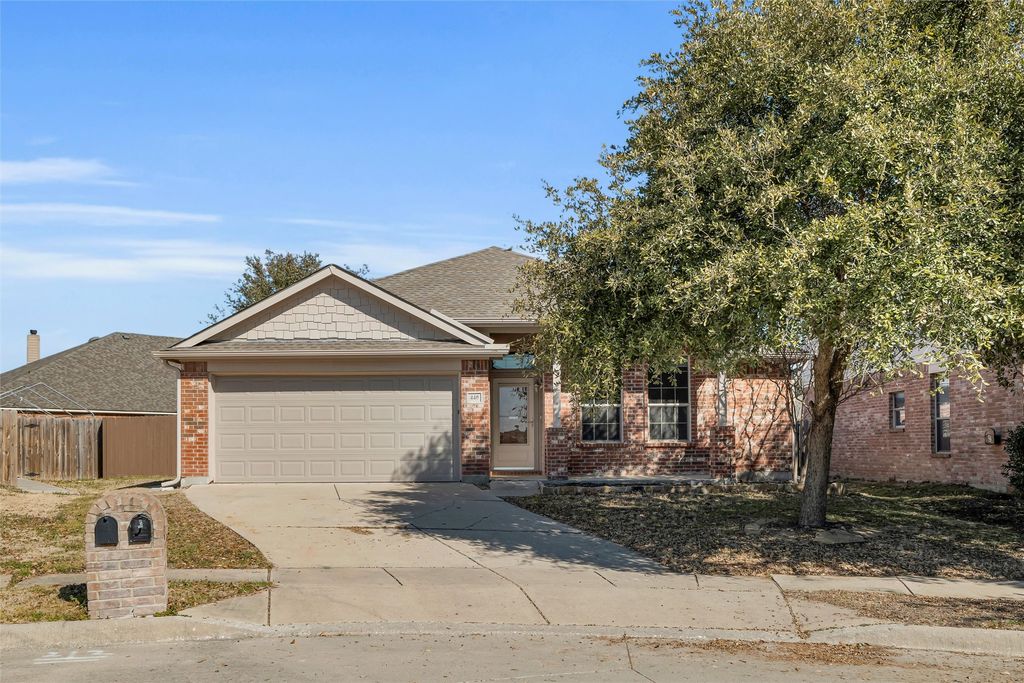 440 Lead Creek Drive, Fort Worth, TX 76131