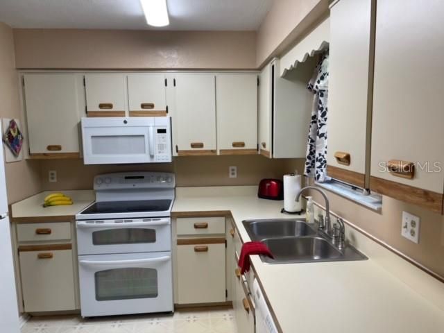 2623 TAMARIND DRIVE, Edgewater, FL 32141