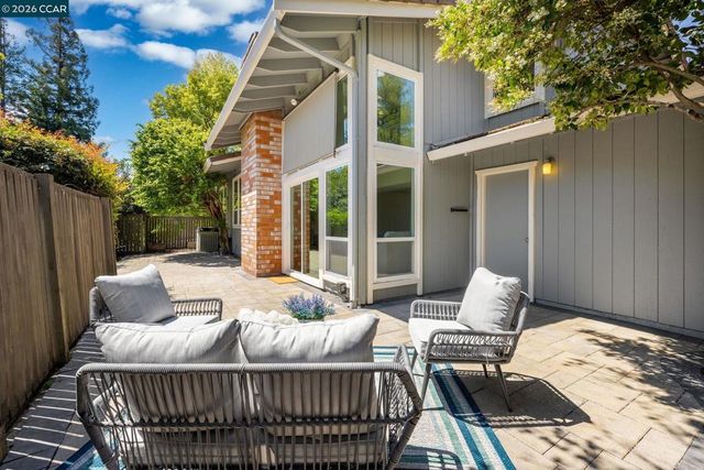 87 Rolling Green Cir, Pleasant Hill, CA 94523